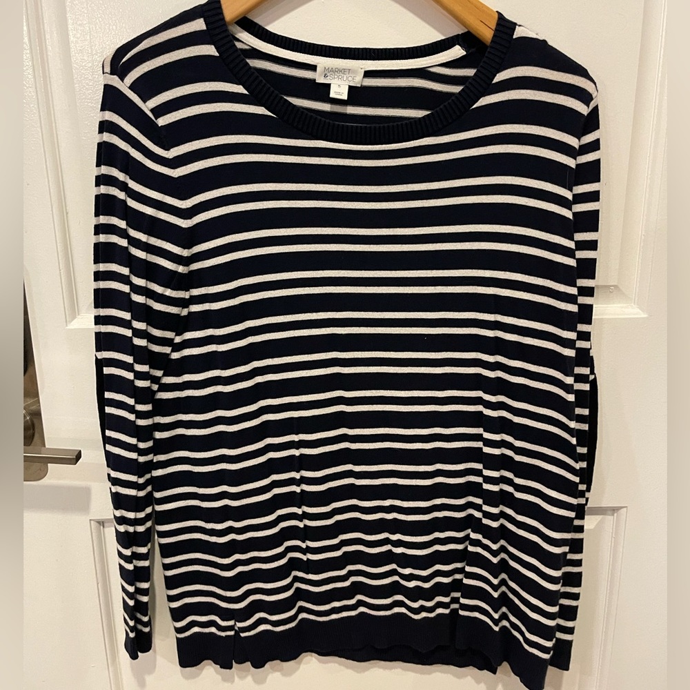 Market & Spruce long sleeved shirt, size XL